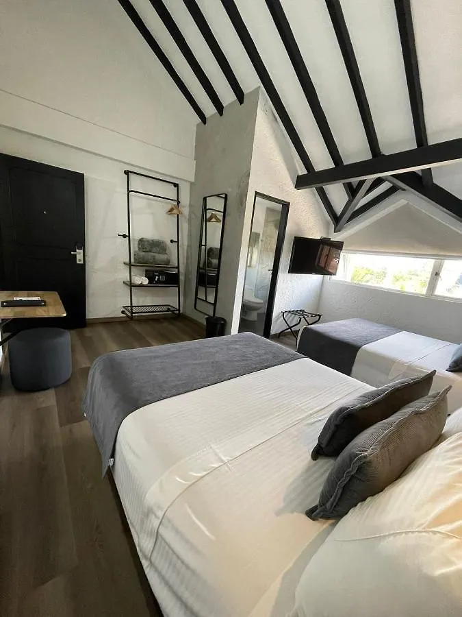 Hotel Santiago De Arma Ριονέγρο