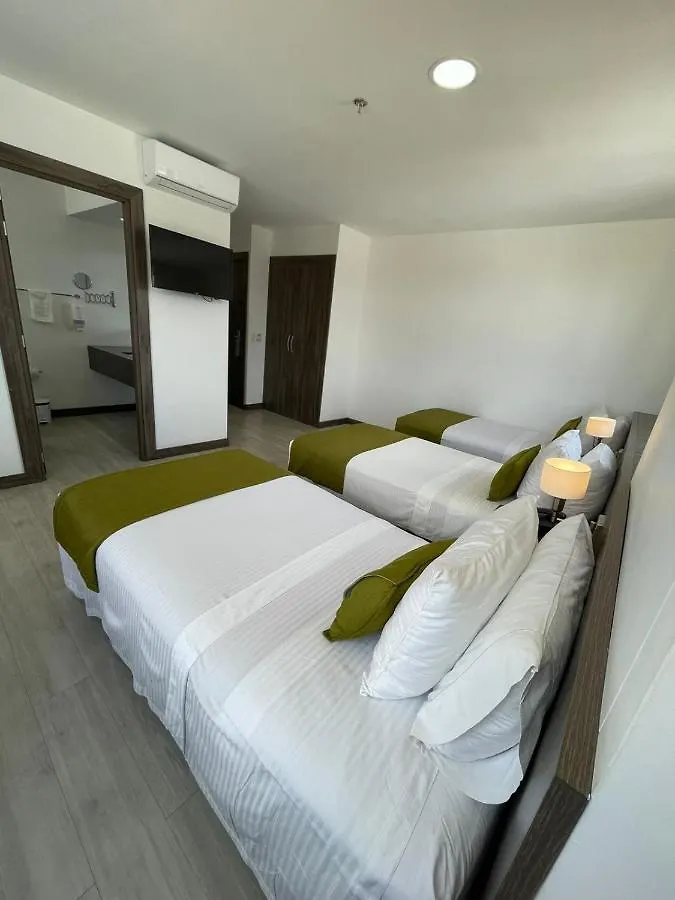 Hotel Santiago De Arma Ριονέγρο