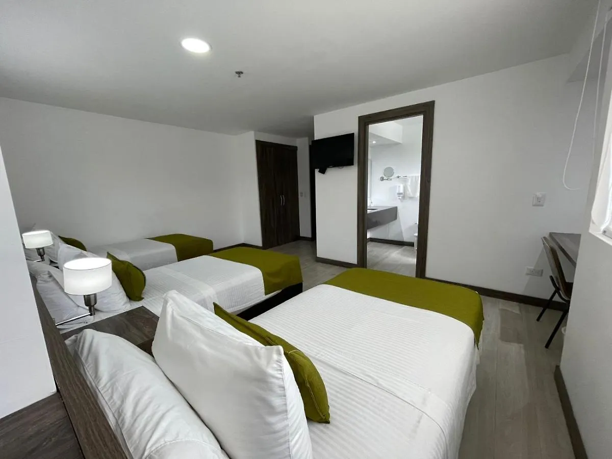Hotel Santiago De Arma Ριονέγρο 3*,