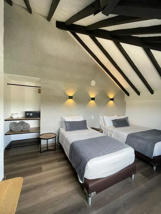Hotel Santiago De Arma Ριονέγρο 3*,