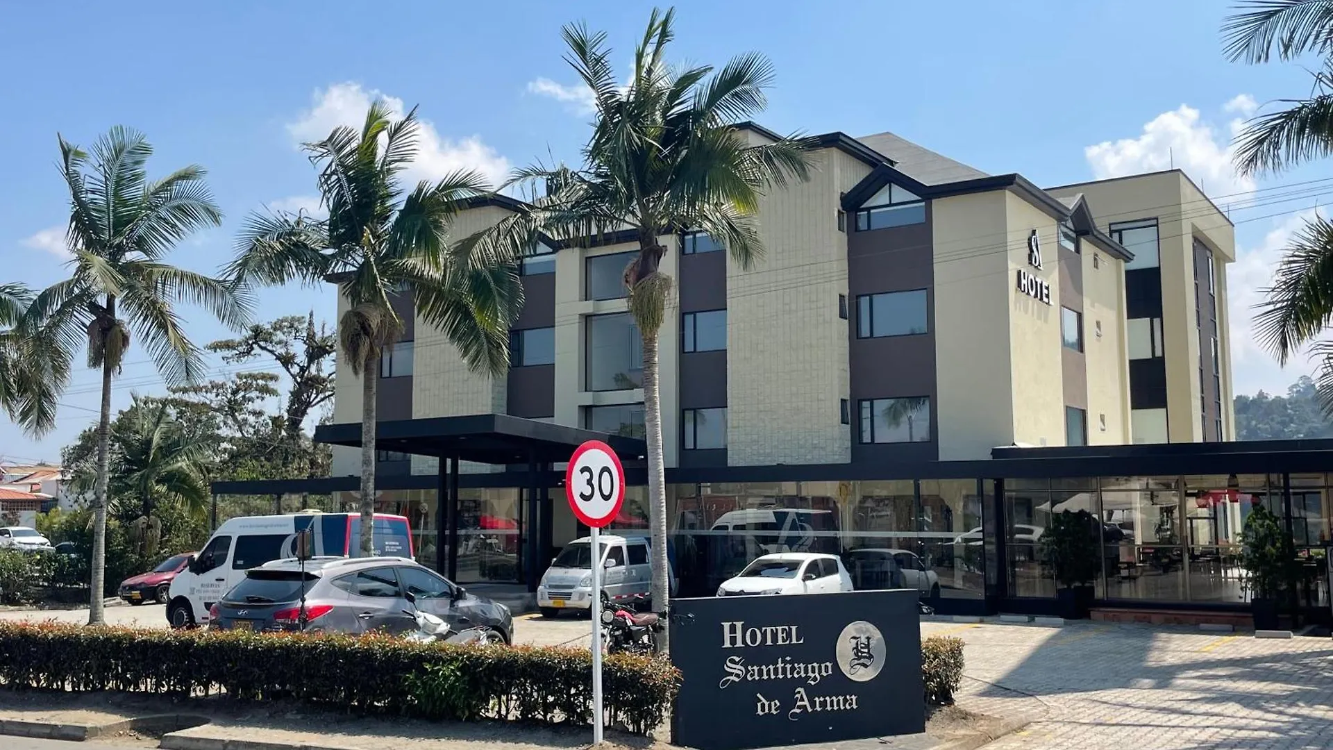 Hotel Santiago De Arma Ριονέγρο