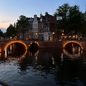 Keizershouse 3*, Amsterdam Netherlands